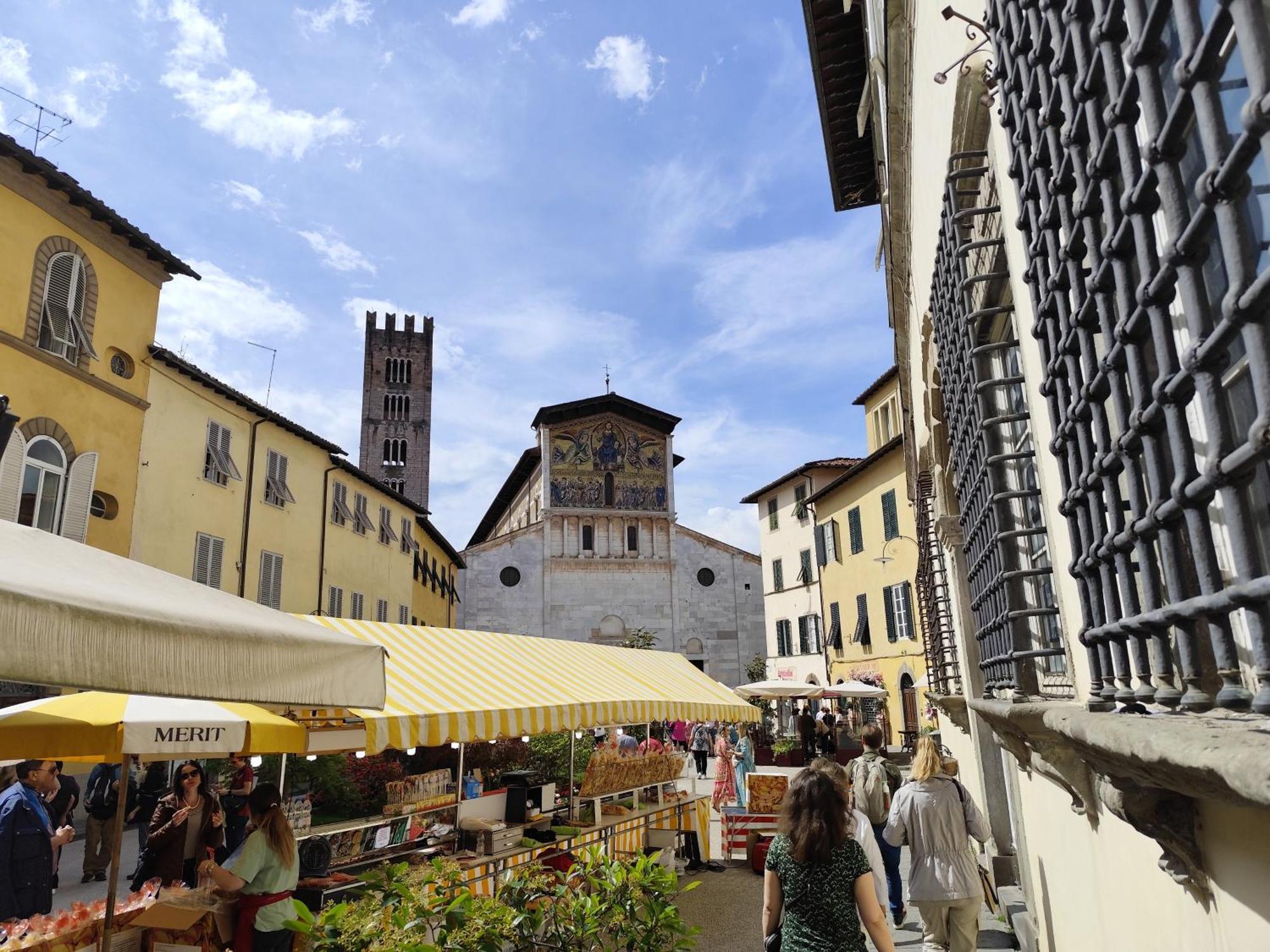 Casa Rosina + Box Per Auto 2 Bici 1,5Km Dalle Mura Lucca Exterior foto
